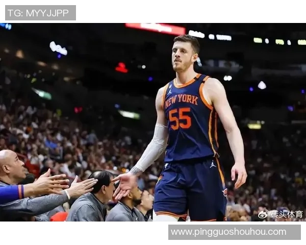 重庆篮球队逆袭之路:从低谷到巅峰的奋斗与荣耀纪实 重庆篮球队逆袭之路:从低谷到巅峰的奋斗与荣耀纪实