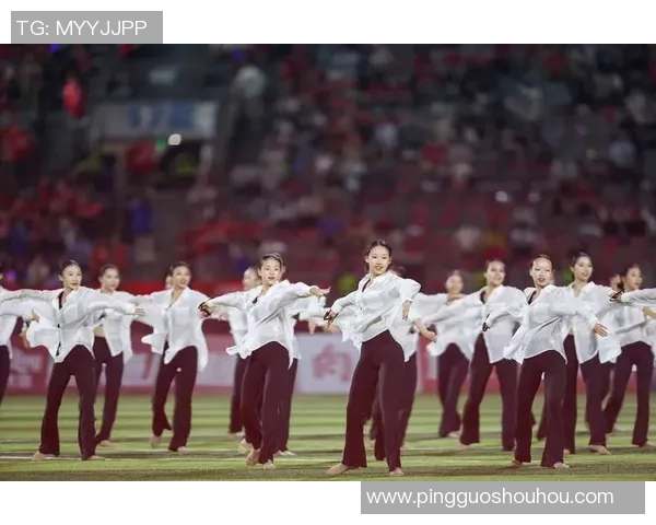 重庆足球队荣登足球节奏排行榜第五名引发热议