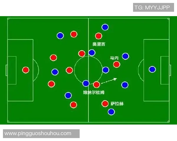 重庆足球队与广州足球队赛后复盘分析双方状态与表现的全面解读