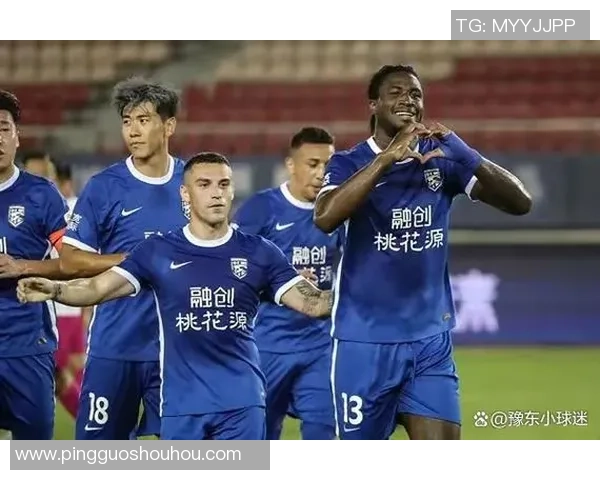 重庆篮球队强势领跑大满贯积分榜以90分稳居第一位置 重庆篮球队强势领跑大满贯积分榜以90分稳居第一位置