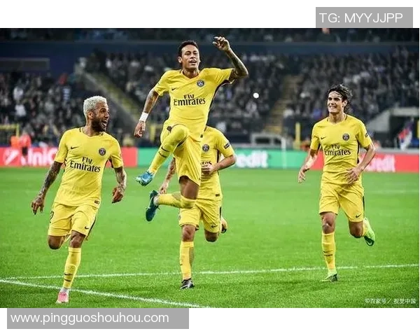 内马尔引领足球热潮全民共同见证足球明星的魅力与激情